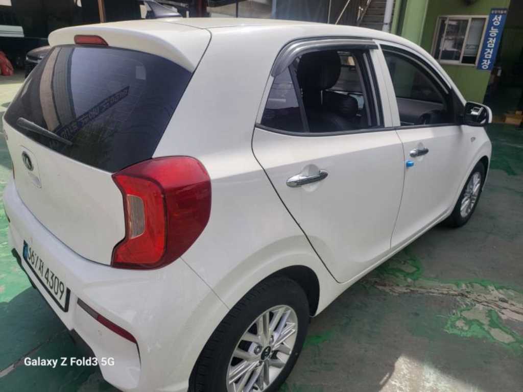 KIA Morning - Vista 3