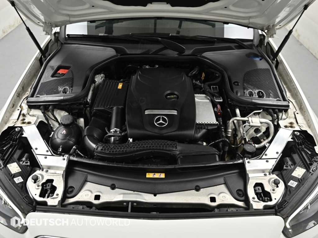 Mercedes Benz E class - Vista 6