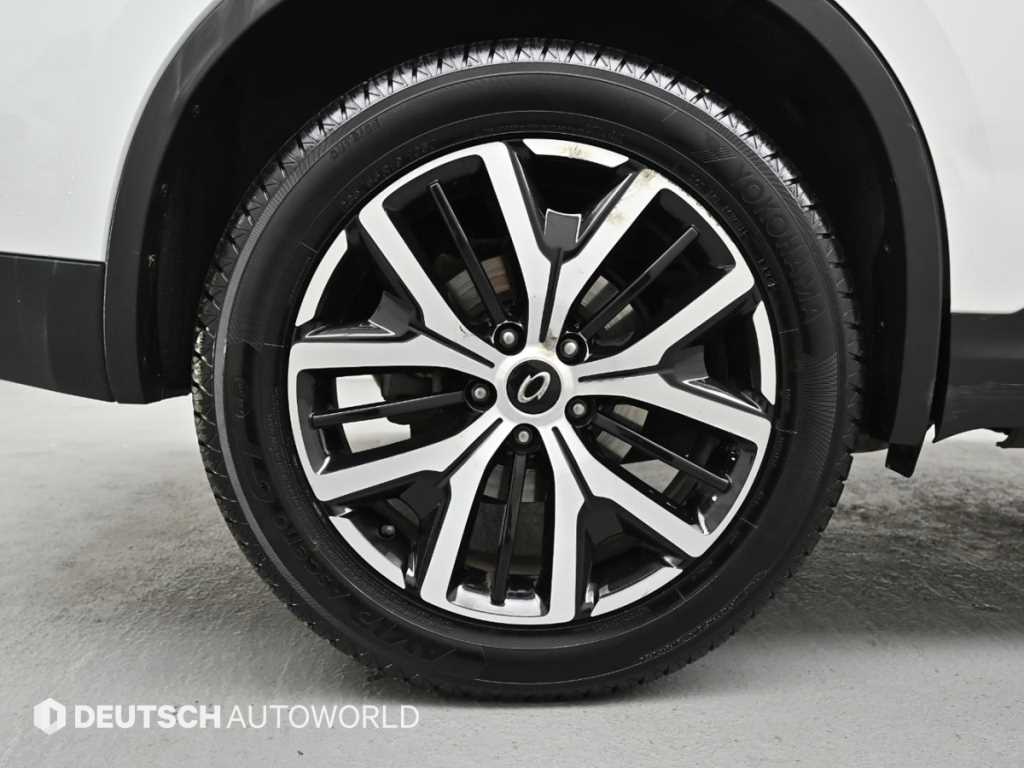 SAMSUNG QM6 - Vista 5