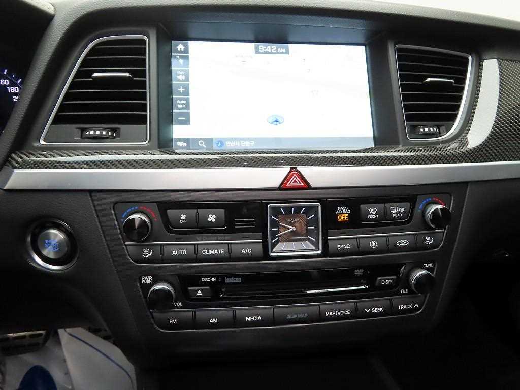 Genesis G80 - Vista 9