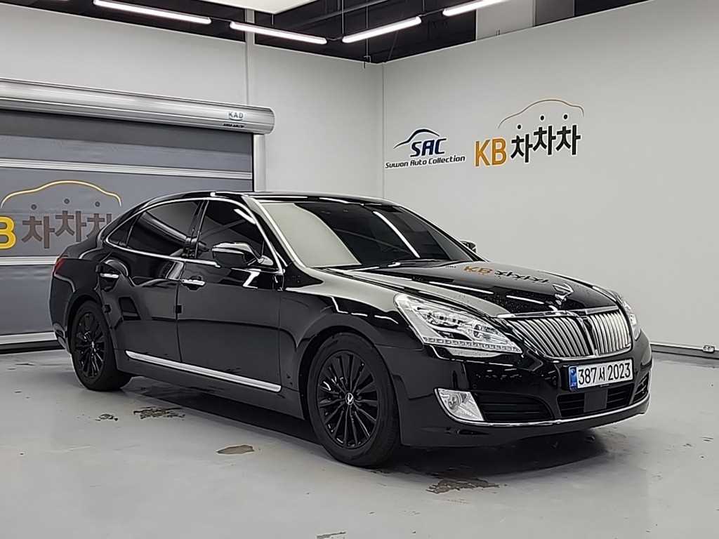 HYUNDAI Equus - Vista 4