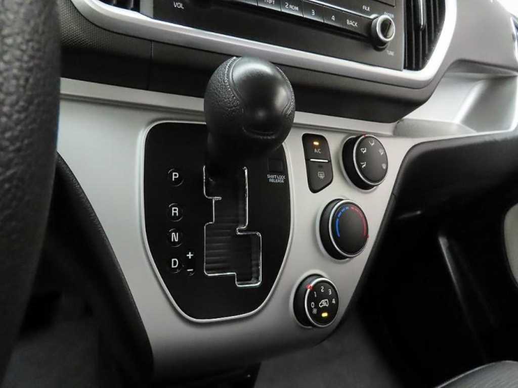 KIA Ray - Vista 10