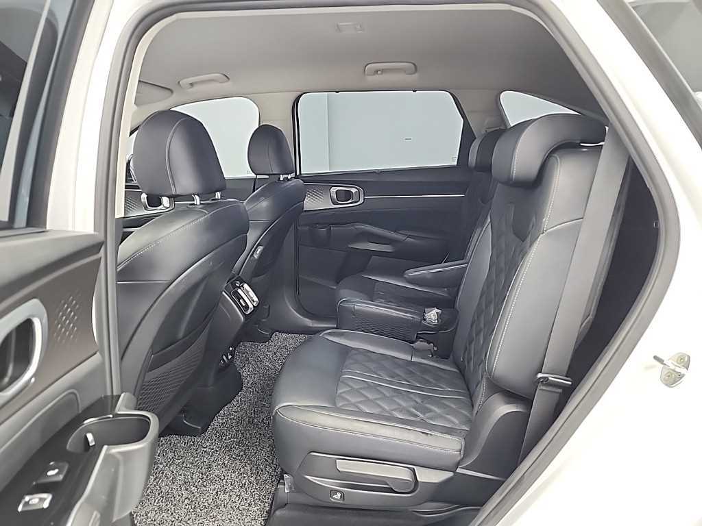 KIA Sorento - Vista 12