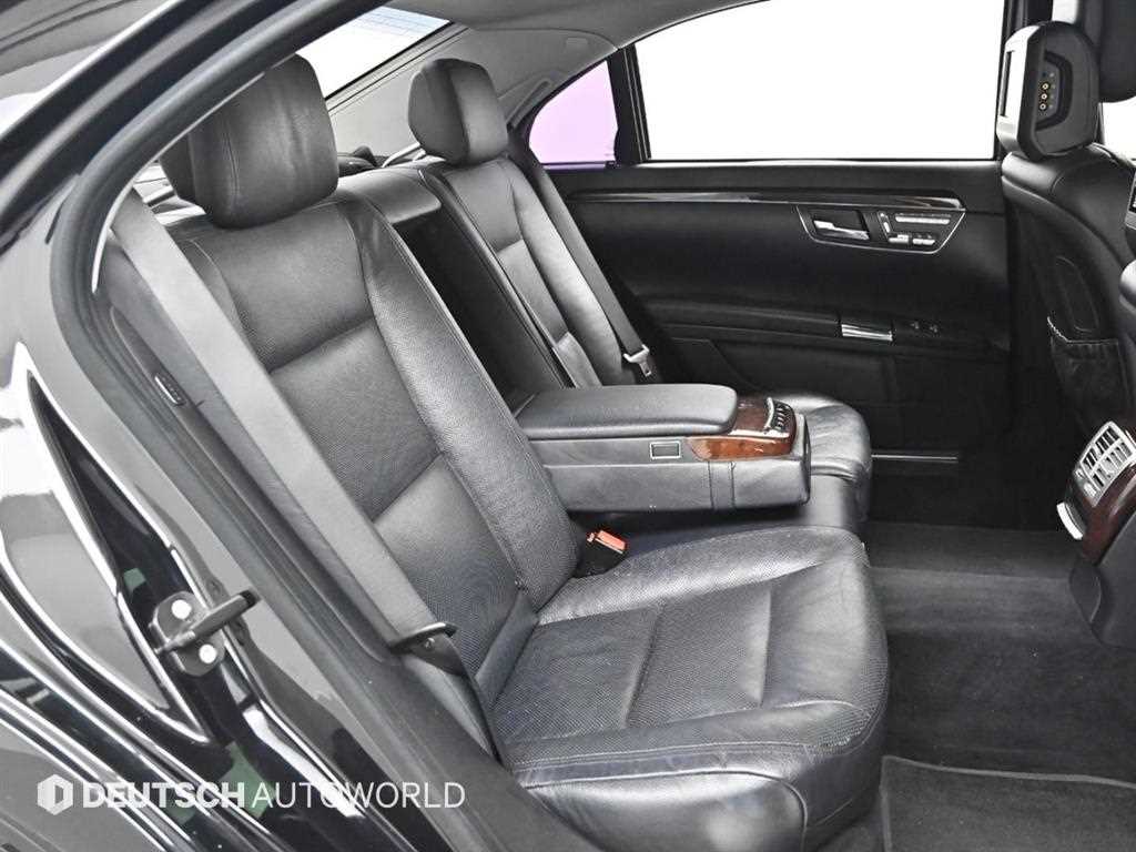 Mercedes Benz S Class - Vista 12
