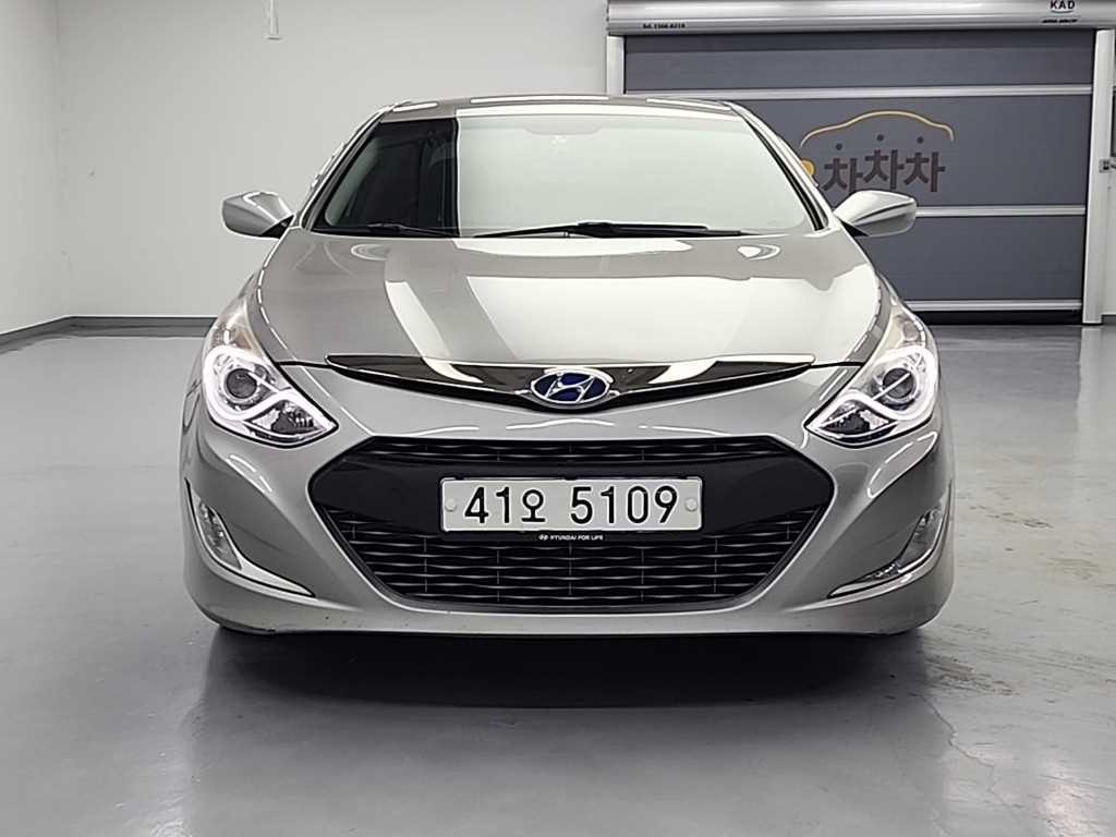 HYUNDAI Sonata - Vista 2