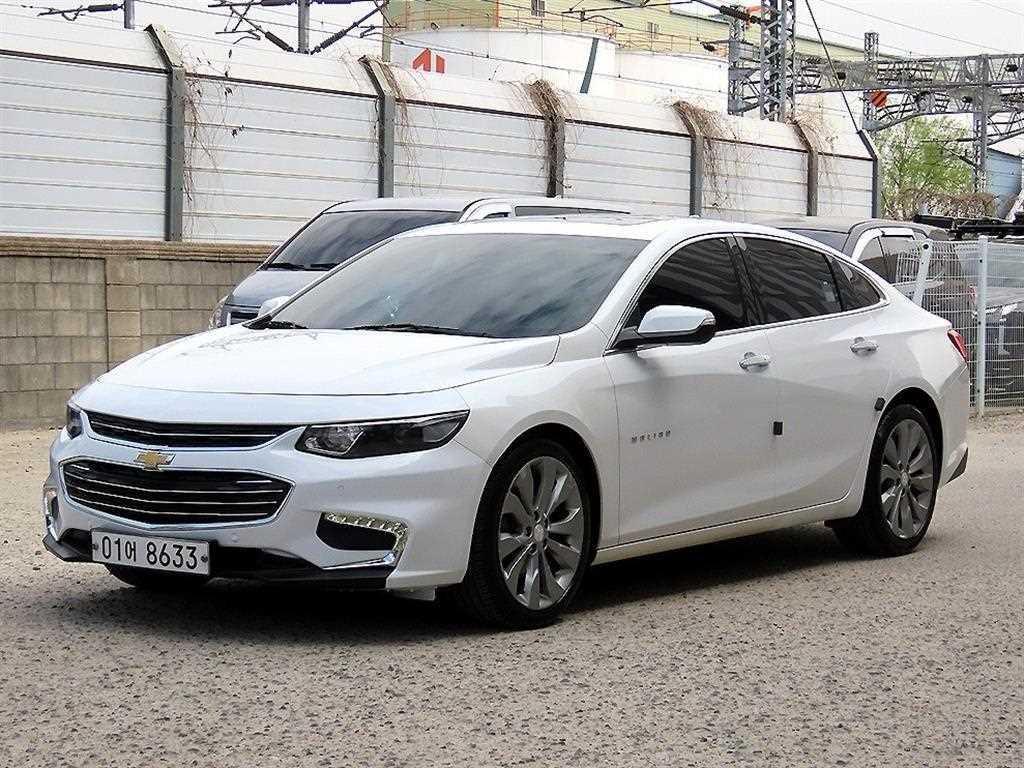 Chevrolet Malibu - Vista 2