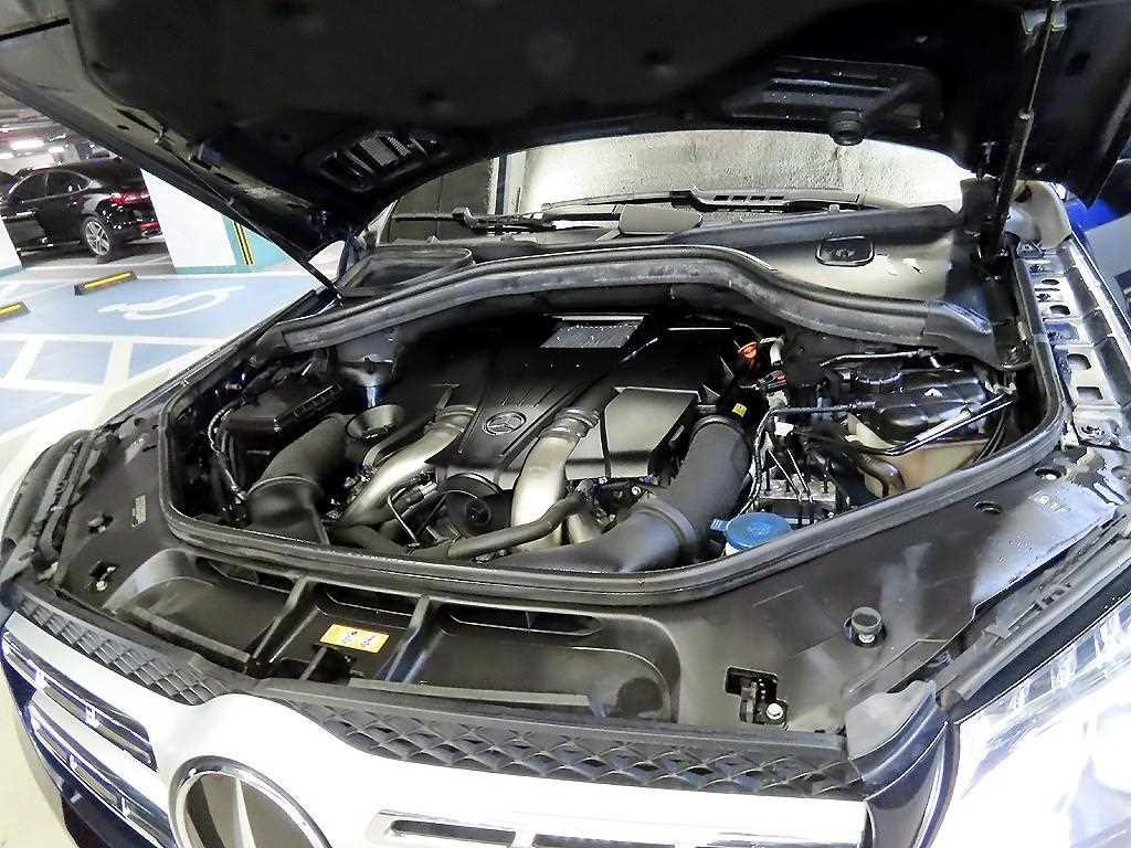 Mercedes Benz GLS Class 2017 Azul - Importación desde Corea - HF Imports Iquique - Foto 19