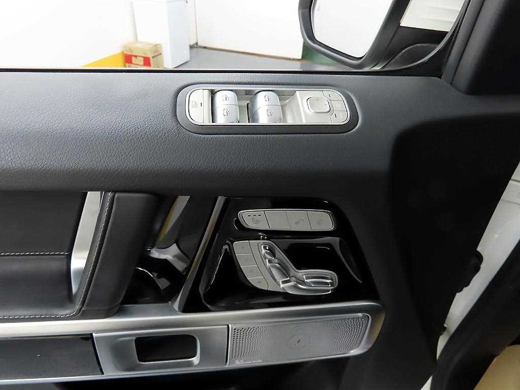 Mercedes Benz G Class (G Wagen) - Vista 11