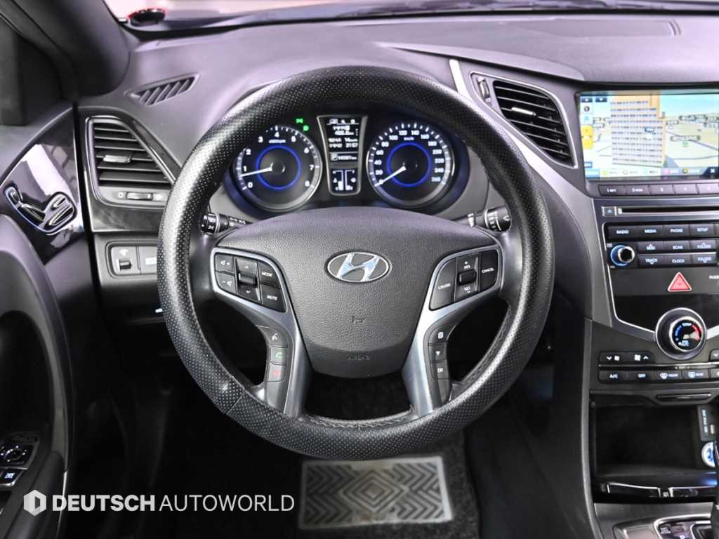 HYUNDAI Grandeur 2017 Negro - Importación desde Corea - HF Imports Iquique - Foto 13