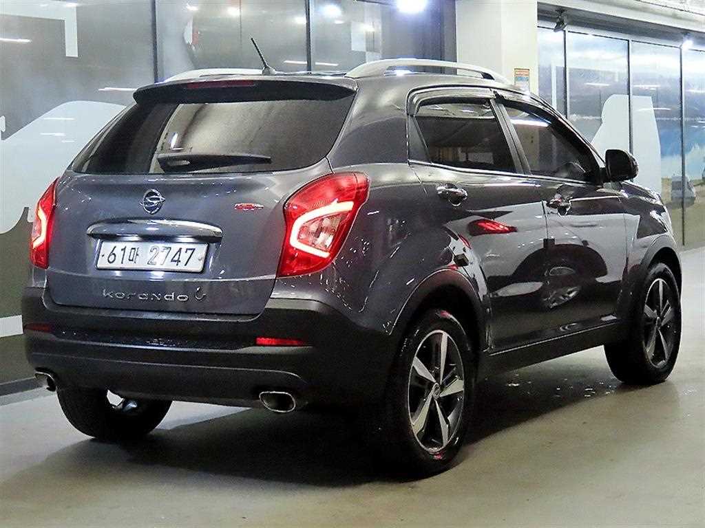 Ssangyong Korando - Vista 4