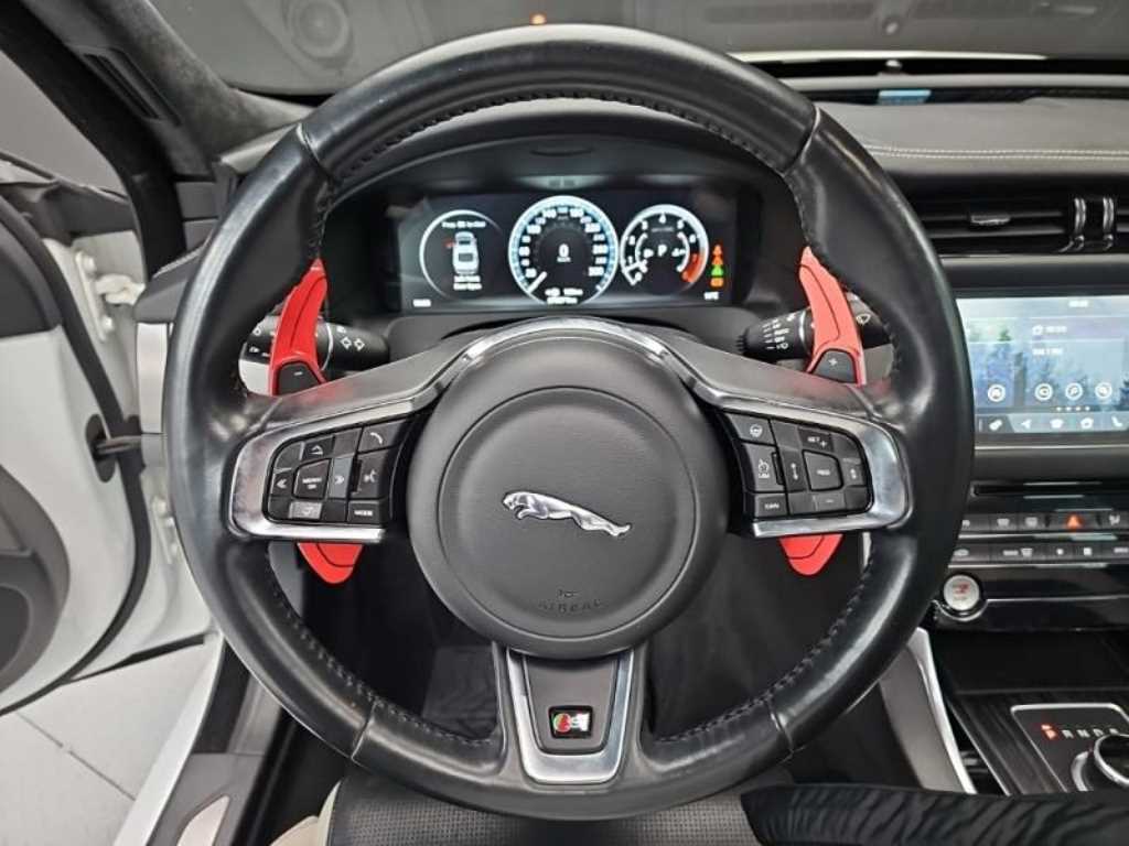 Jaguar XF - Vista 7