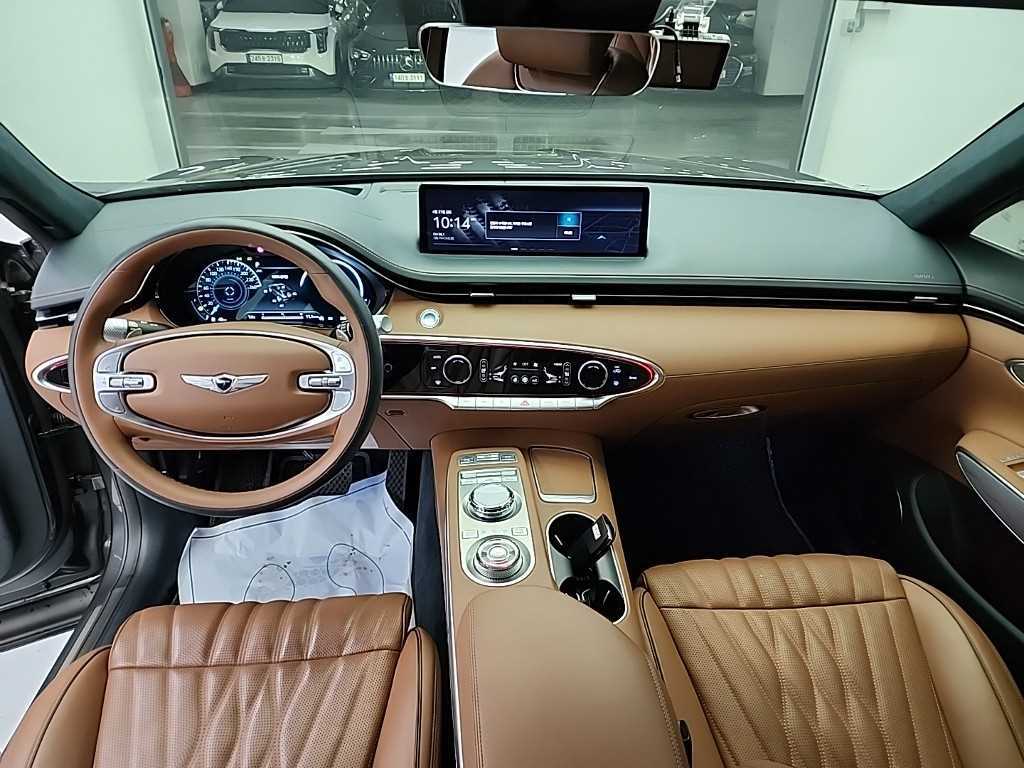 Genesis GV70 - Vista 7