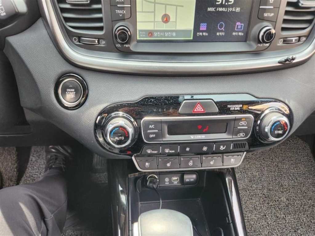 KIA Sorento - Vista 12