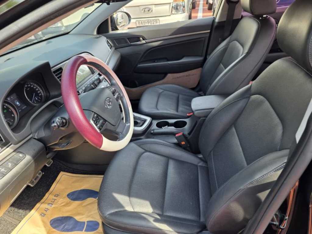 HYUNDAI Avante 2017 - Importación desde Corea - HF Imports Iquique - Foto 13