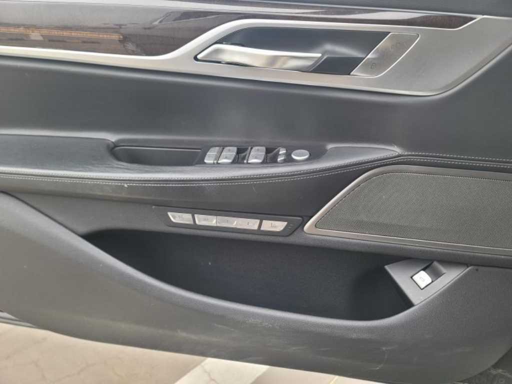BMW 7 Series 2016 Gris - Importación desde Corea - HF Imports Iquique - Foto 13