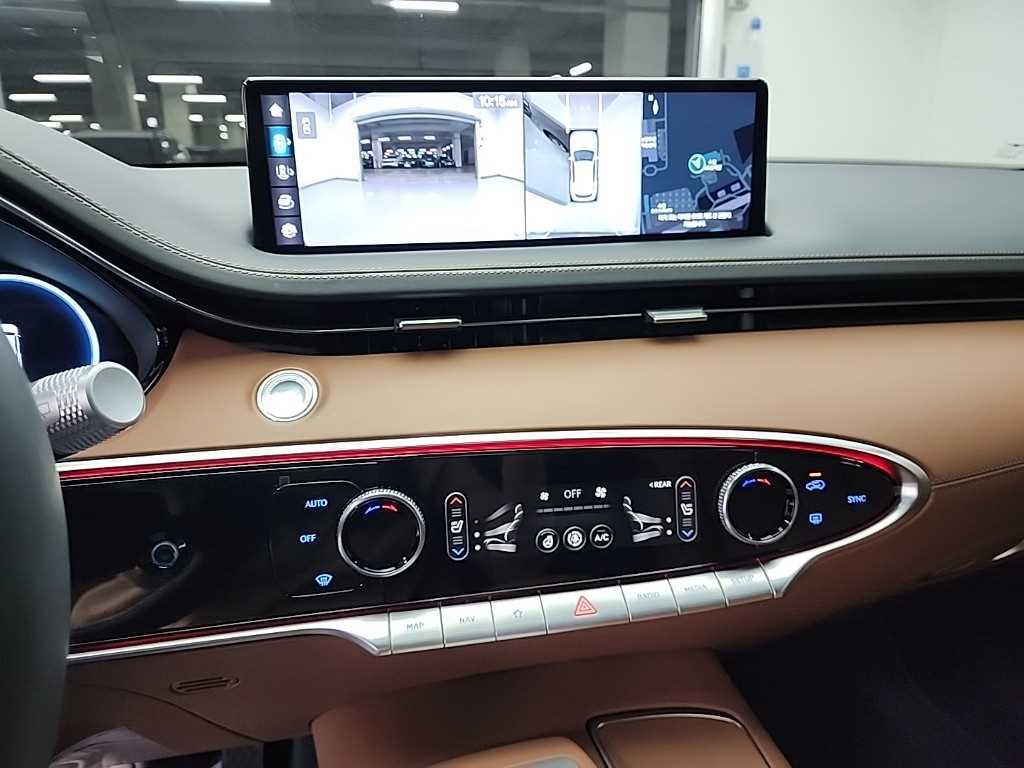 Genesis GV70 - Vista 10