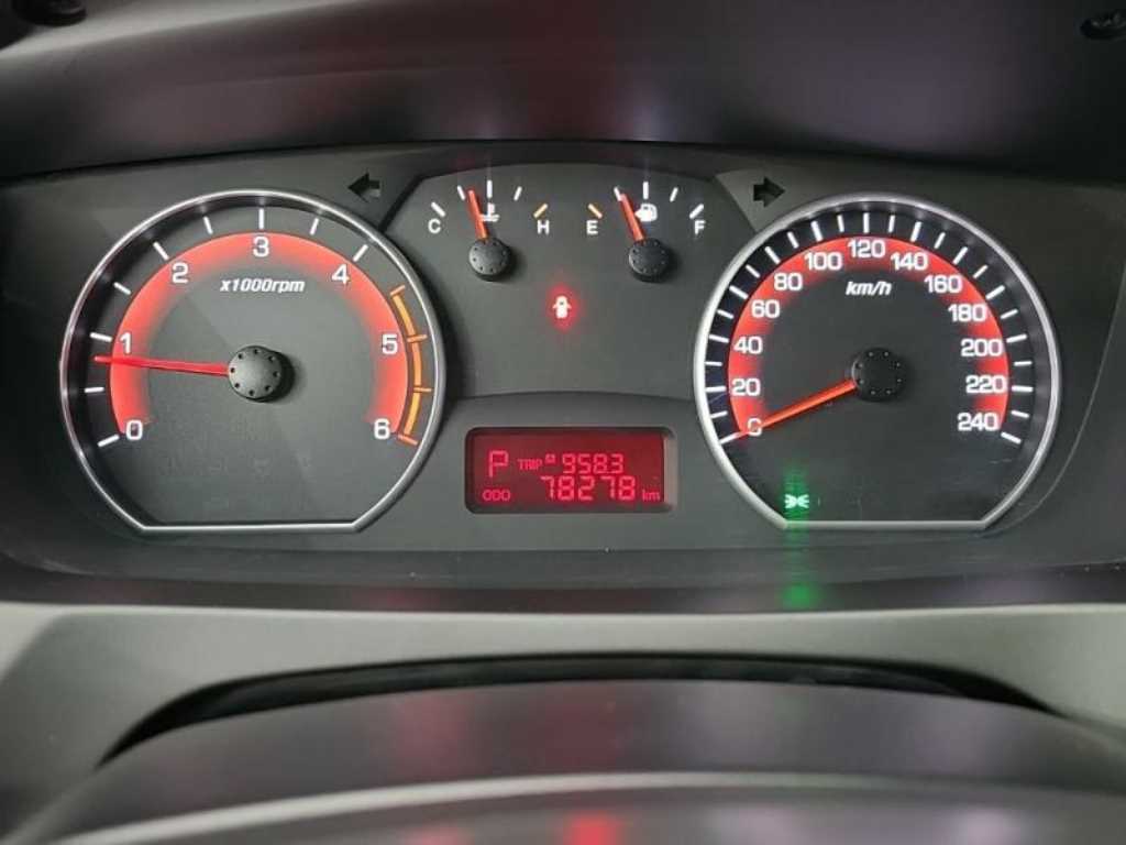 Ssangyong Korando - Vista 6