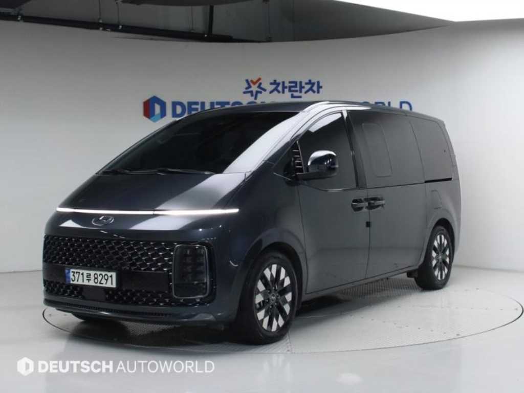 HYUNDAI Staria - Vista 2