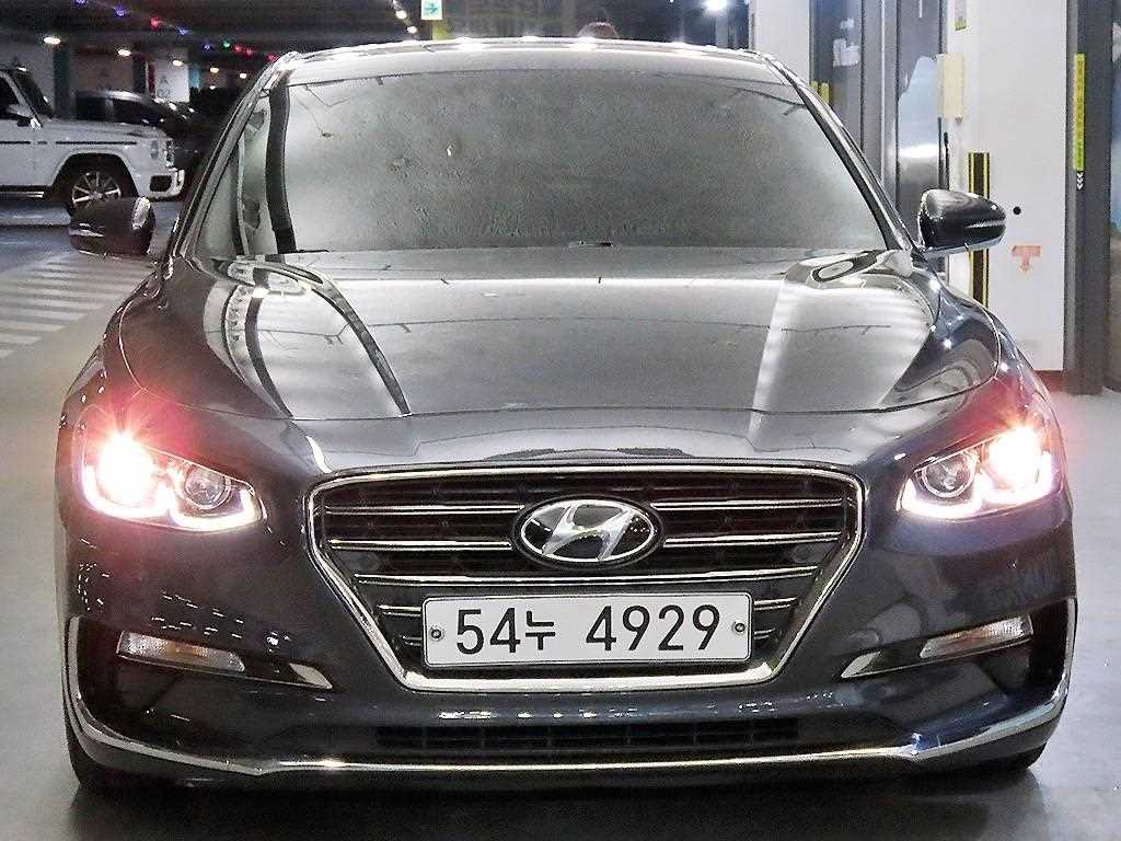 HYUNDAI Grandeur - Vista 2