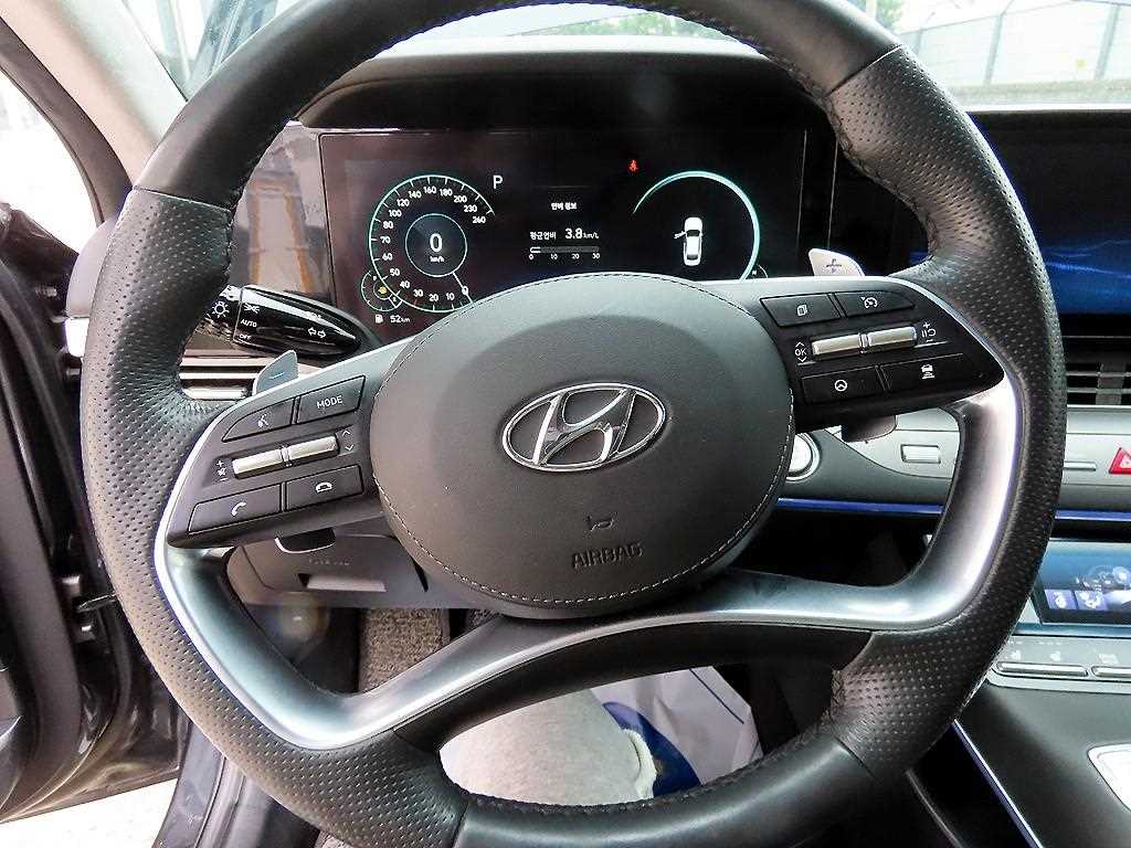 HYUNDAI Grandeur - Vista 8