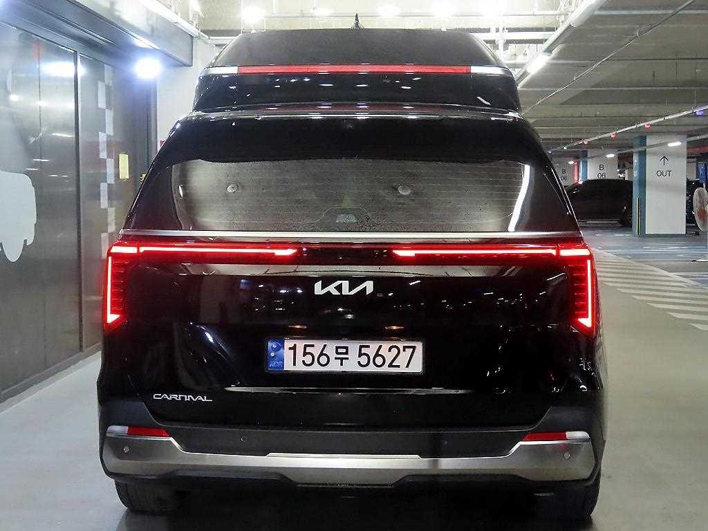 KIA Carnival - Vista 5