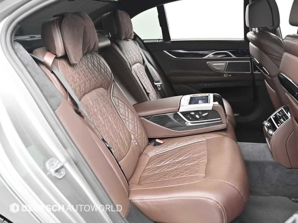 BMW 7 Series - Vista 12