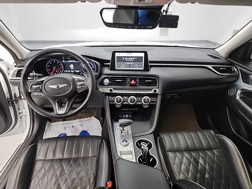 Genesis G70 - Vista 7