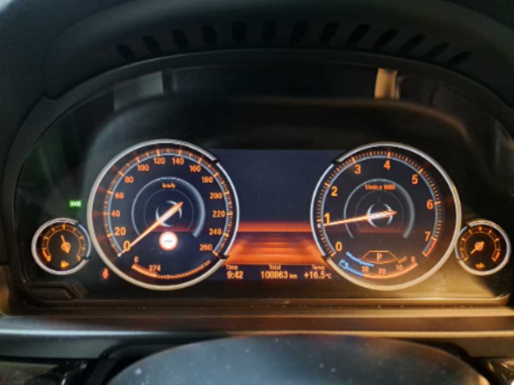 BMW 5 Series - Vista 4