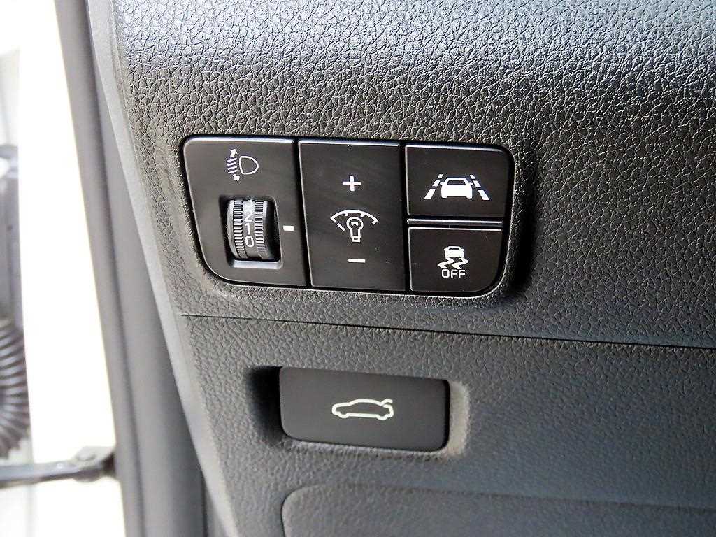 KIA K5 - Vista 12