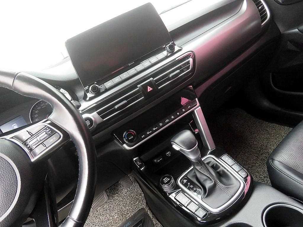 KIA Seltos - Vista 12