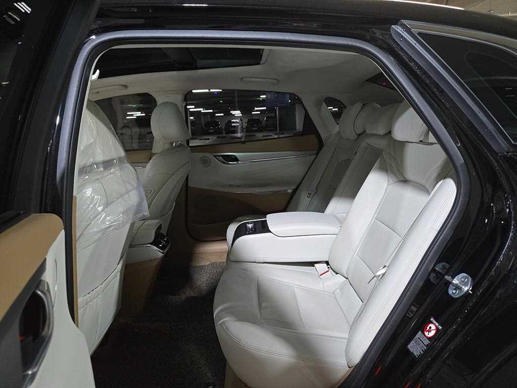 HYUNDAI Grandeur - Vista 8