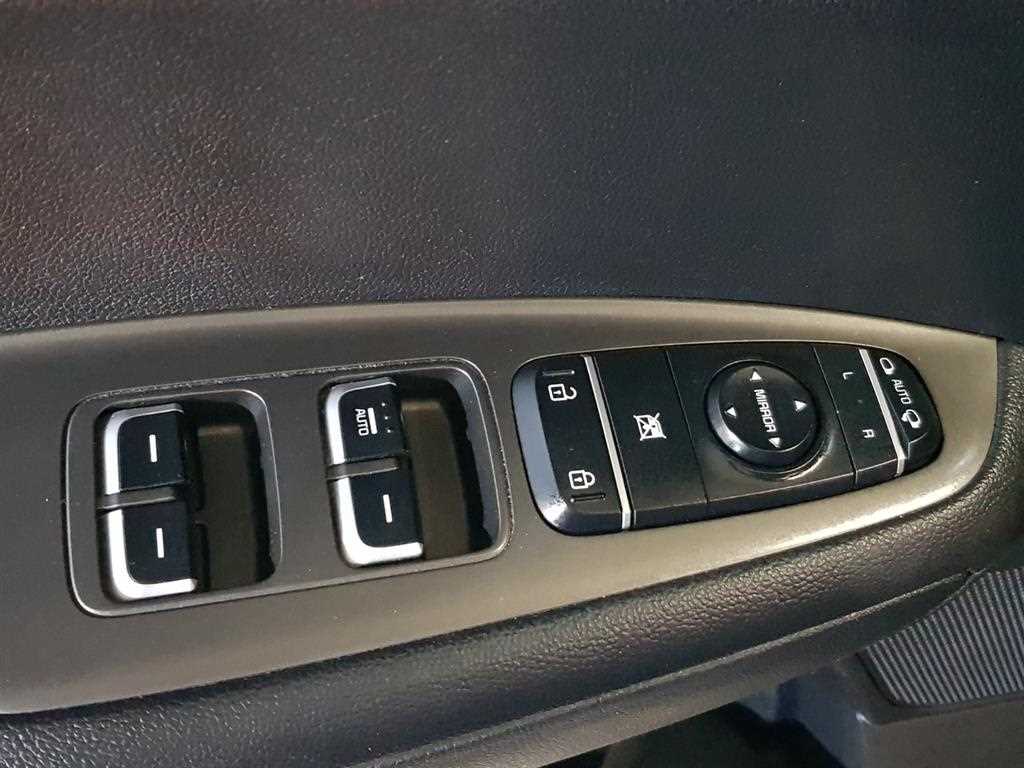 KIA K5 - Vista 10