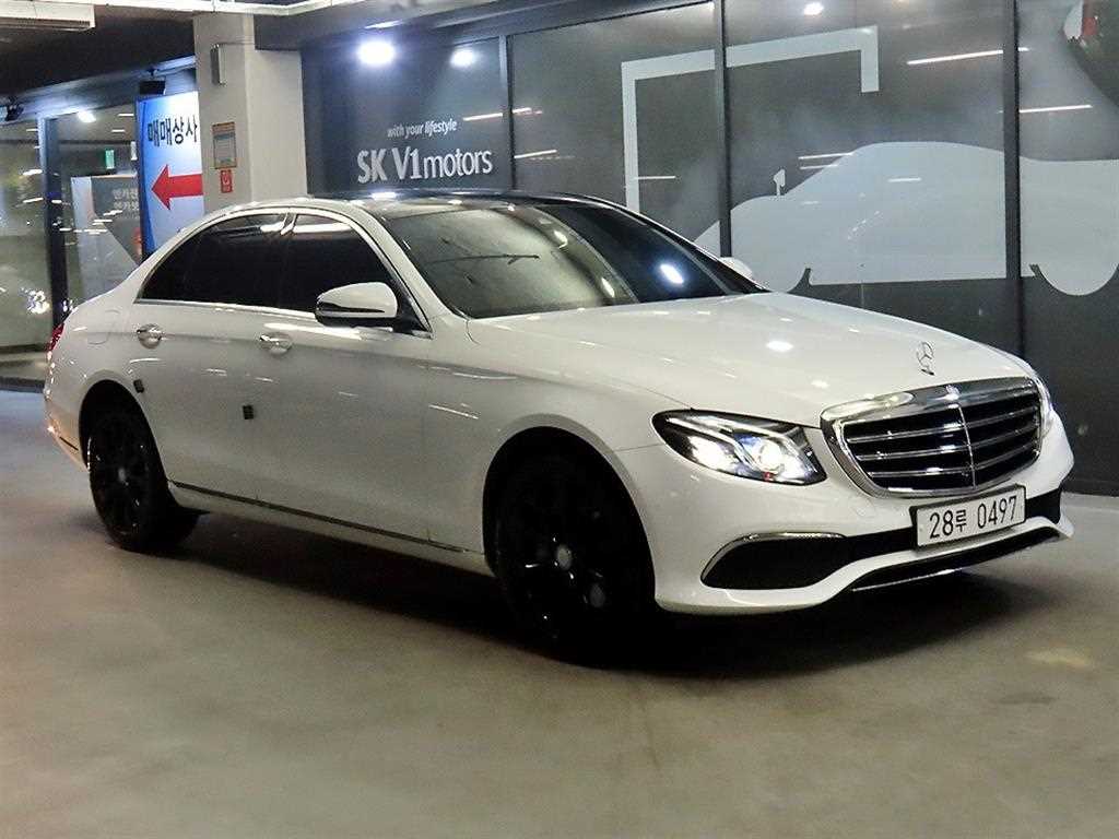 Mercedes Benz E class 2017 Blanco - Importación desde Corea - HF Imports Iquique - Foto 1