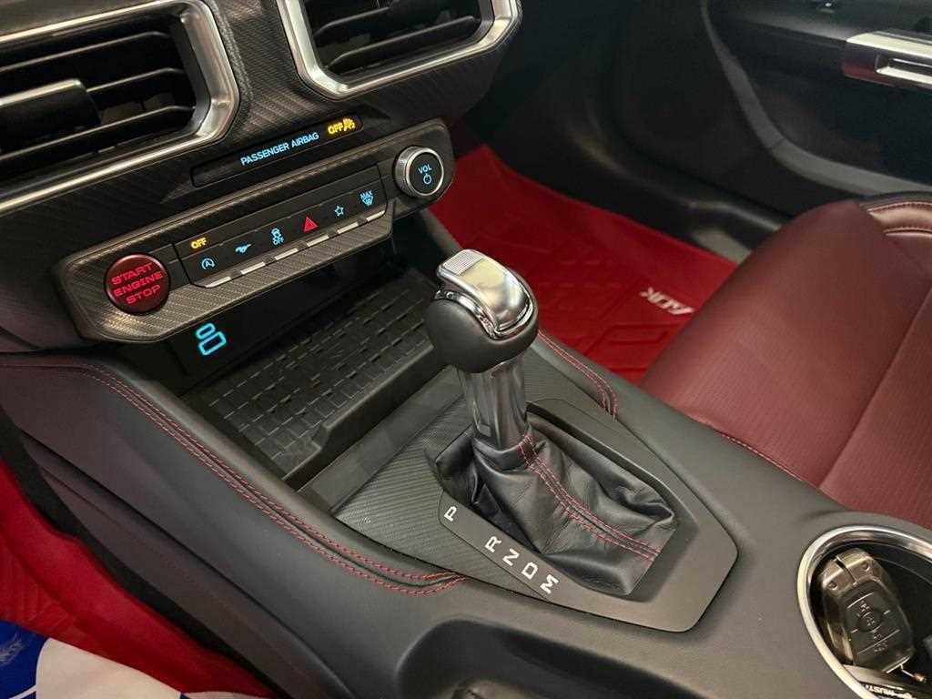 Ford Mustang - Vista 12