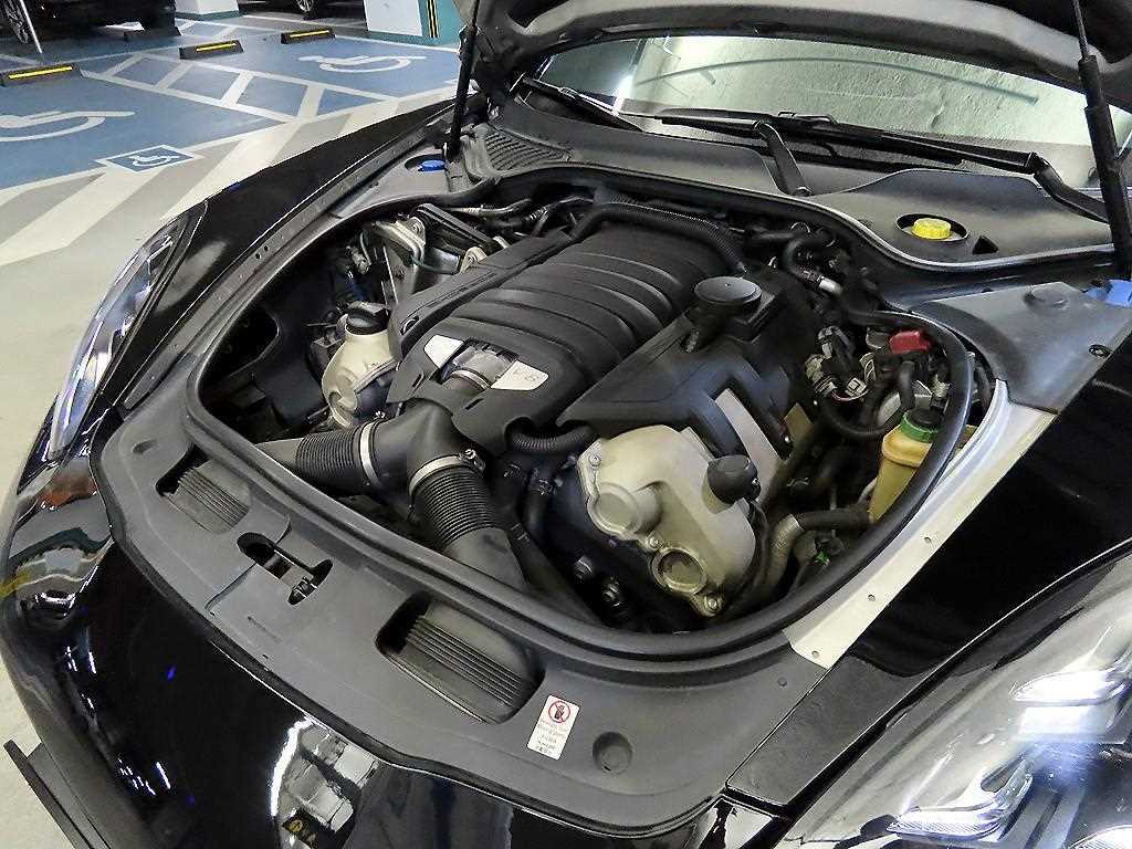 Porsche Panamera 2010 Negro - Importación desde Corea - HF Imports Iquique - Foto 19