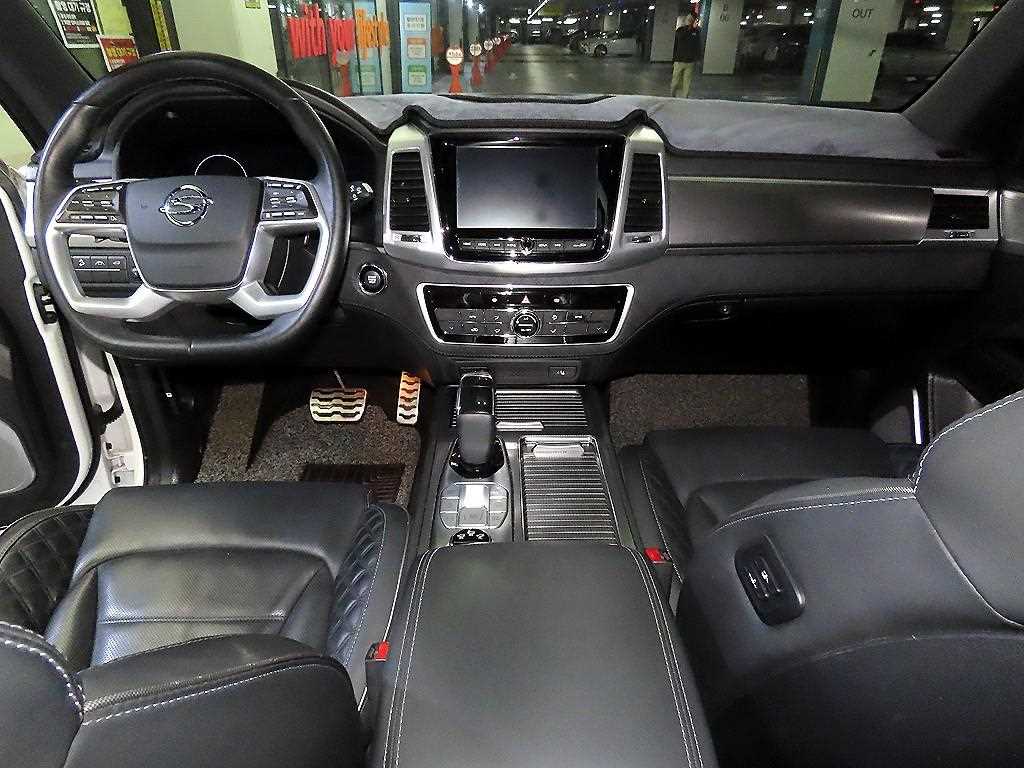 Ssangyong Rexton - Vista 10