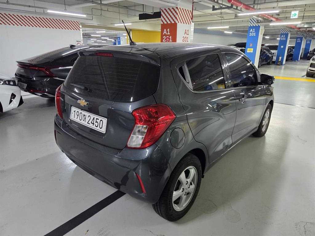 Chevrolet Spark - Vista 4
