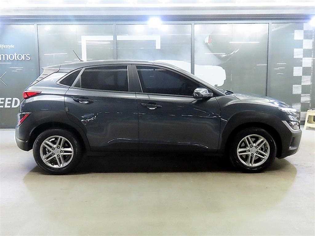 HYUNDAI Kona - Vista 3