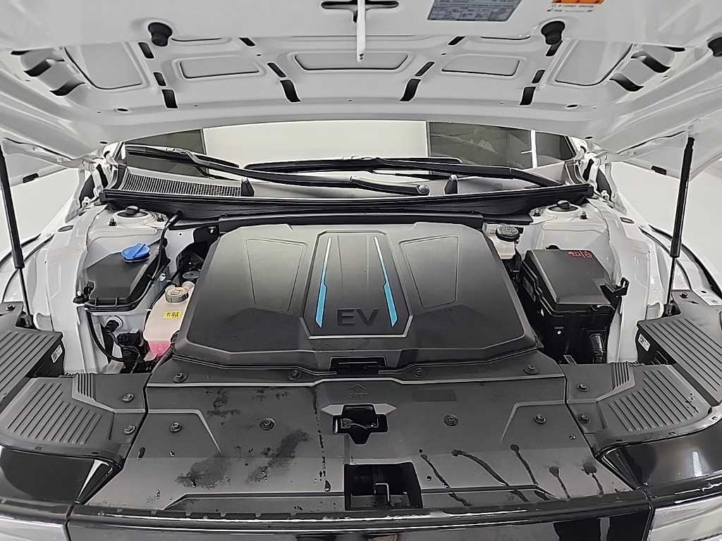 HYUNDAI Ioniq 5 - Vista 5