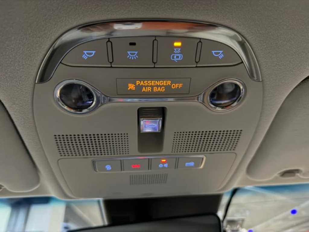 HYUNDAI Grandeur - Vista 12