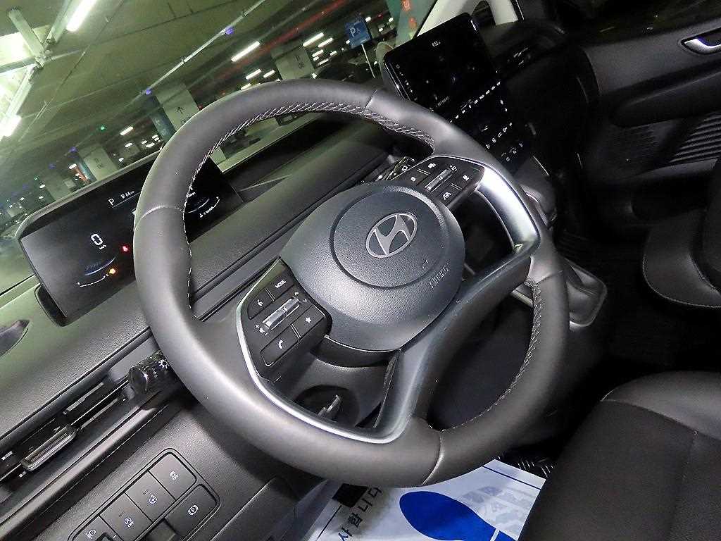 HYUNDAI Staria - Vista 8