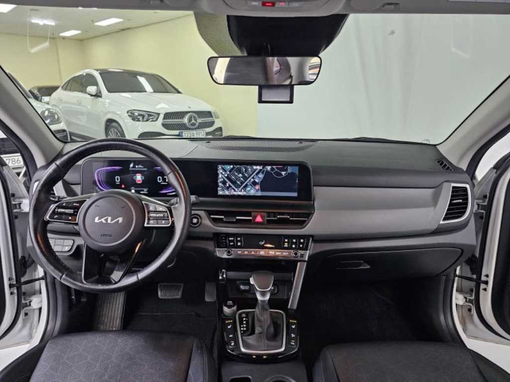 KIA Seltos - Vista 6