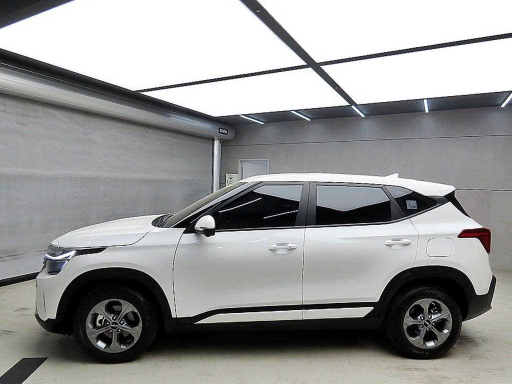 KIA Seltos - Vista 4