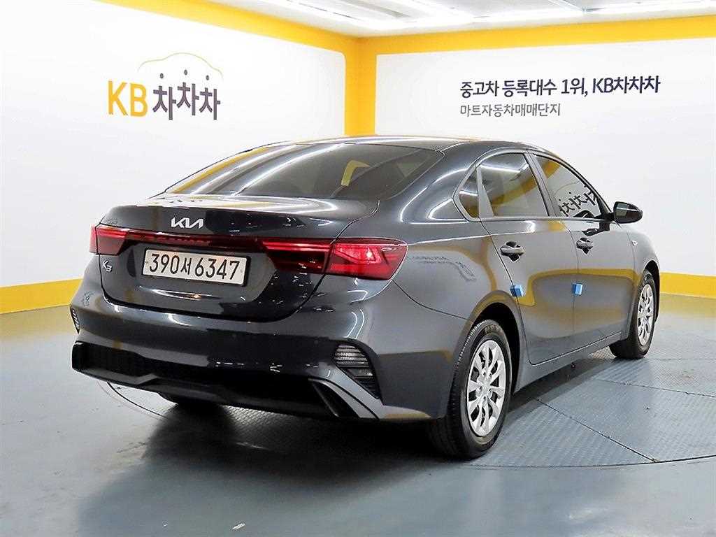 KIA K3 - Vista 4
