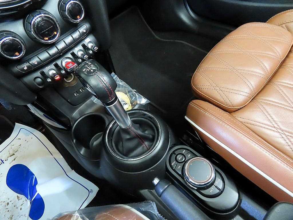 Mini Cooper Convertible 2019 Blanco - Importación desde Corea - HF Imports Iquique - Foto 17
