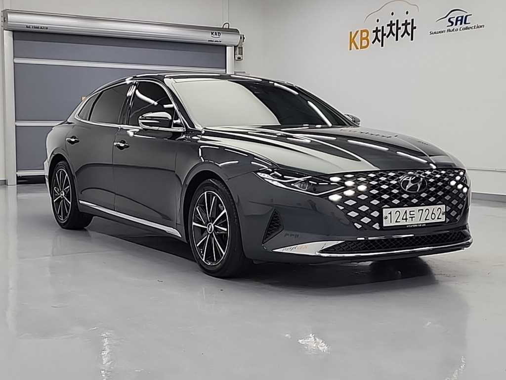 HYUNDAI Grandeur - Vista 4
