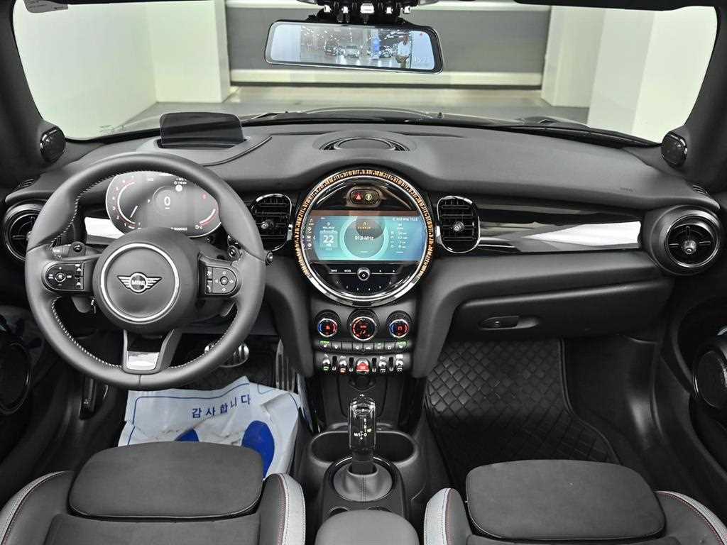 Mini Cooper Convertible - Vista 7