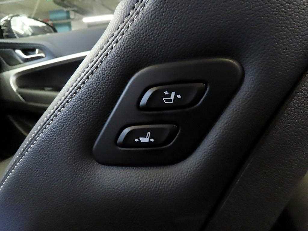 Genesis G70 2018 Negro - Importación desde Corea - HF Imports Iquique - Foto 16