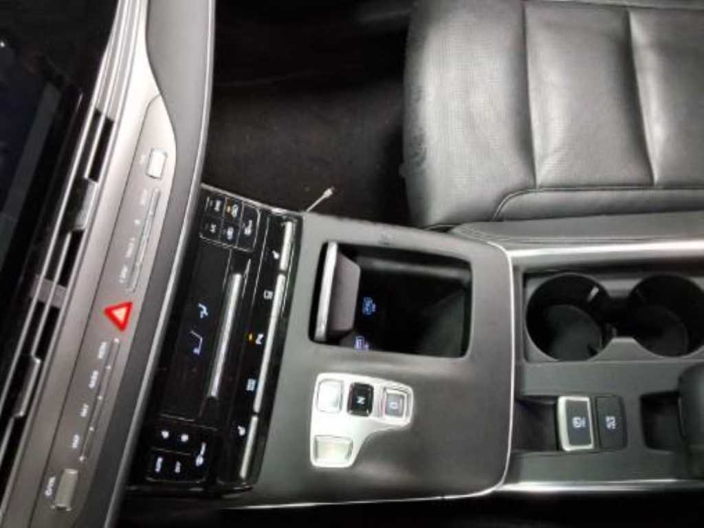 HYUNDAI Grandeur - Vista 8