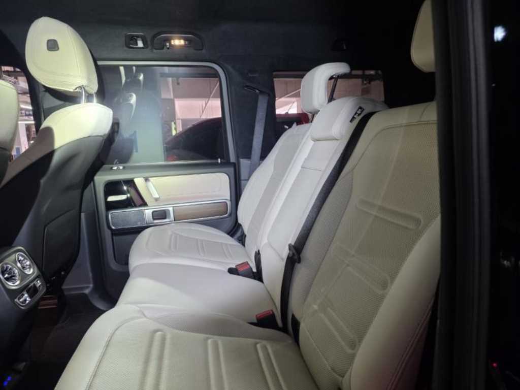 Mercedes Benz G Class (G Wagen) - Vista 6